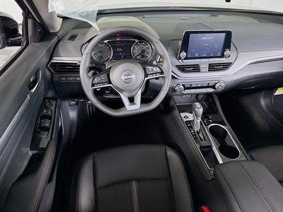 2025 Nissan Altima SR