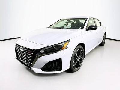 2025 Nissan Altima SR