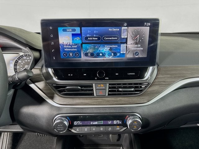 2026 Nissan Altima SV
