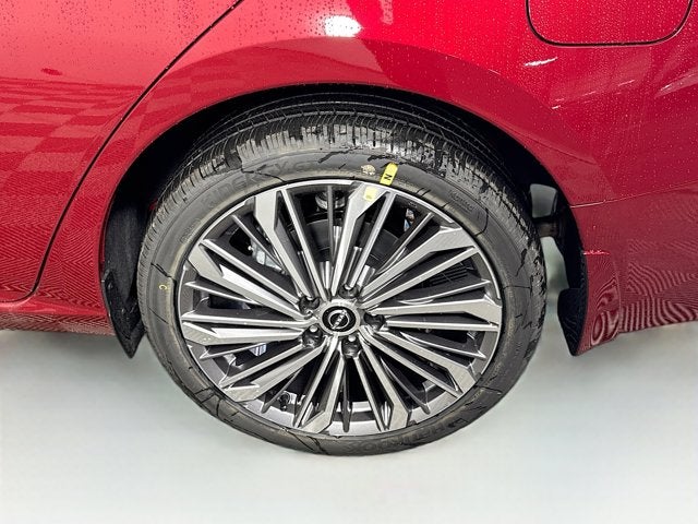 2025 Nissan Altima SL