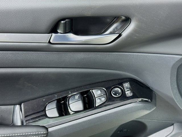 2025 Nissan Altima SL