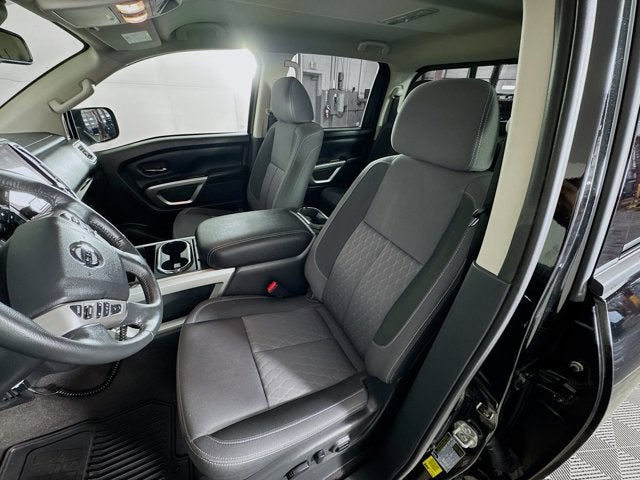 2021 Nissan Titan SV