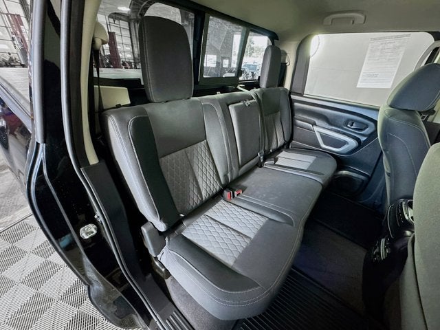 2021 Nissan Titan SV