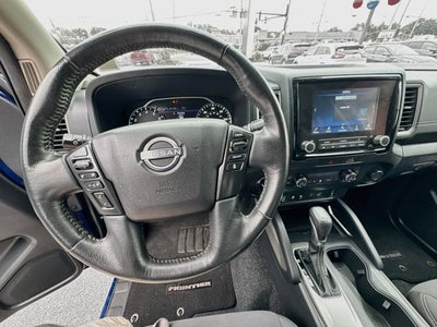 2022 Nissan Frontier SV