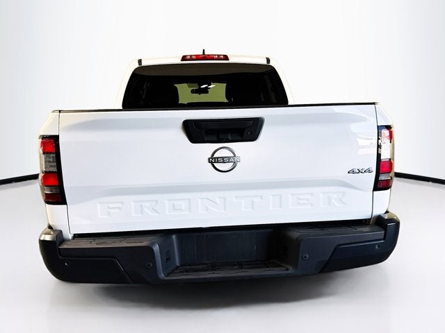 2023 Nissan Frontier S