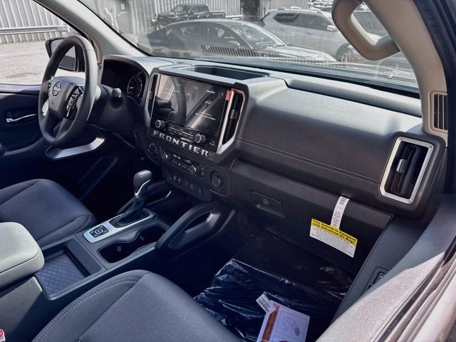 2027 Nissan Frontier SV