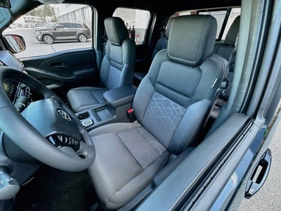 2027 Nissan Frontier SV