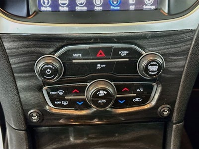 2019 Chrysler 300 Touring