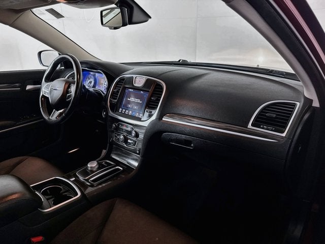 2019 Chrysler 300 Touring