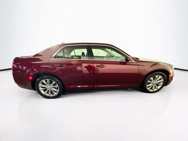 2019 Chrysler 300 Touring