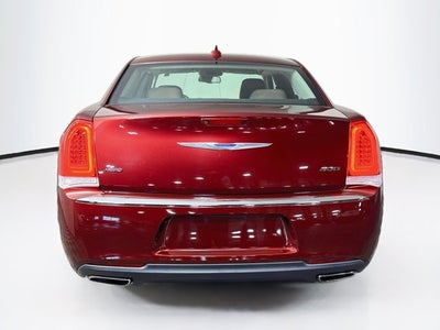 2019 Chrysler 300 Touring