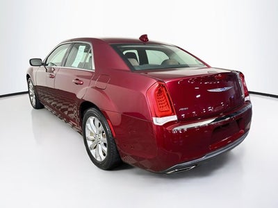 2019 Chrysler 300 Touring
