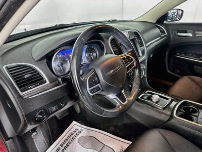2019 Chrysler 300 Touring