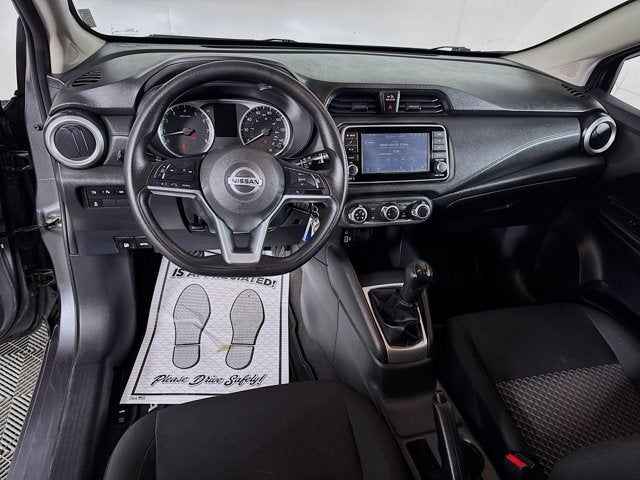 2022 Nissan Versa S