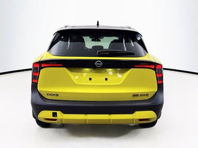 2026 Nissan Kicks SR