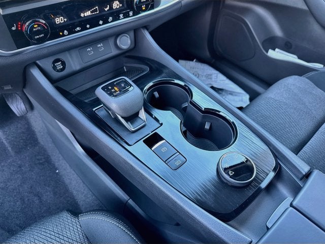 2027 Nissan Rogue SV