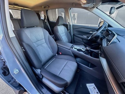 2027 Nissan Rogue SV