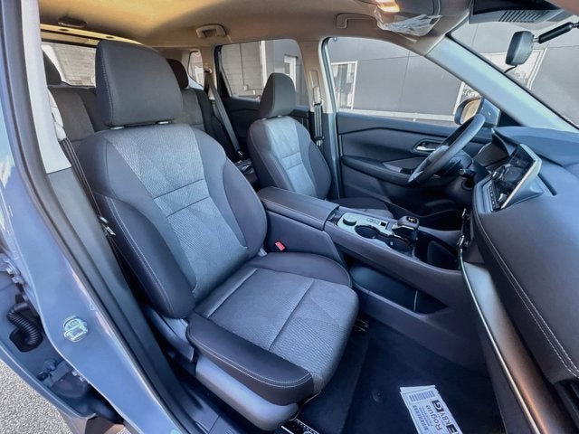 2027 Nissan Rogue SV