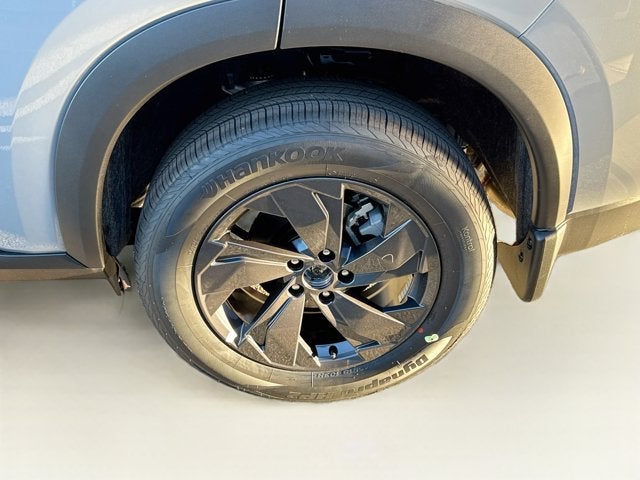 2027 Nissan Rogue SV