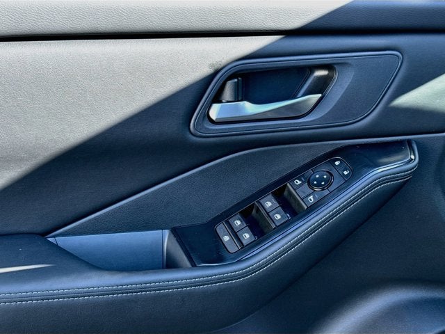 2027 Nissan Rogue SV
