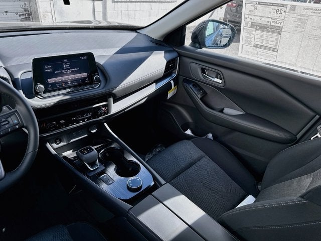 2027 Nissan Rogue SV