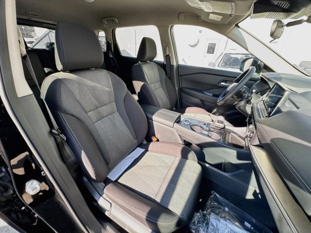 2027 Nissan Rogue SV