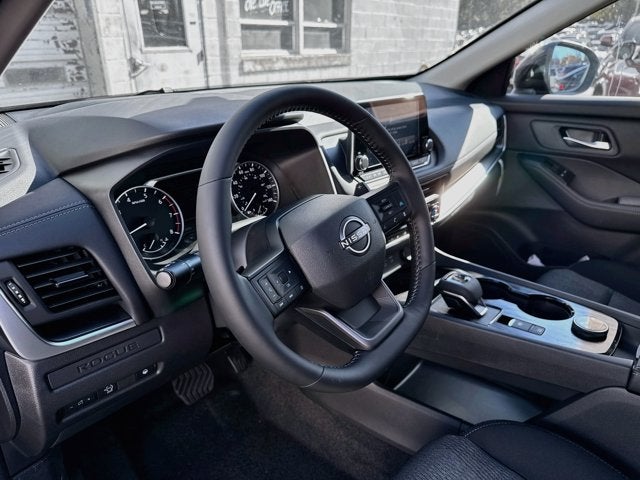 2027 Nissan Rogue SV
