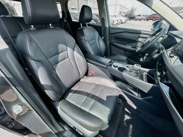 2026 Nissan Rogue SL