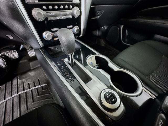 2020 Nissan Pathfinder S