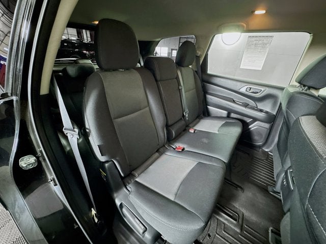 2020 Nissan Pathfinder S