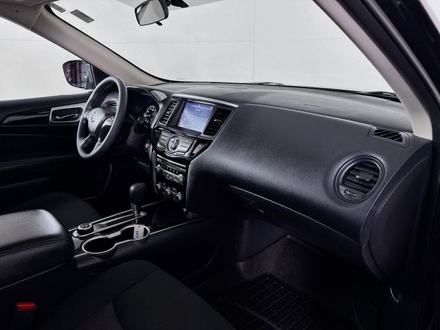 2020 Nissan Pathfinder S