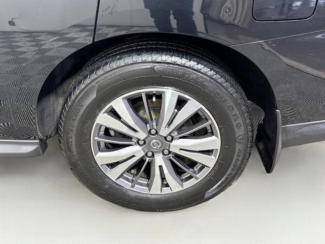 2020 Nissan Pathfinder S