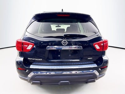 2020 Nissan Pathfinder S