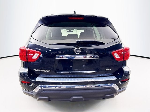 2020 Nissan Pathfinder S