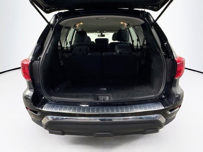 2020 Nissan Pathfinder SV
