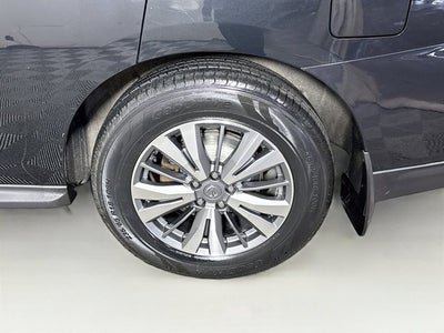 2020 Nissan Pathfinder SV