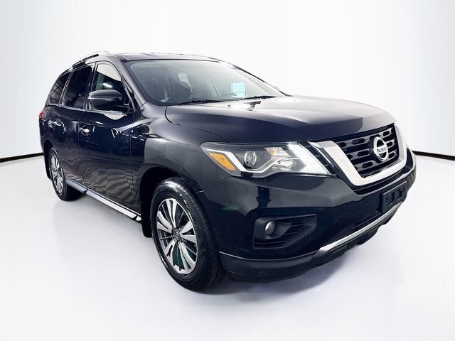 2020 Nissan Pathfinder SV
