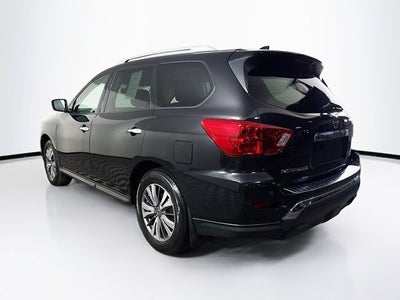 2020 Nissan Pathfinder SV