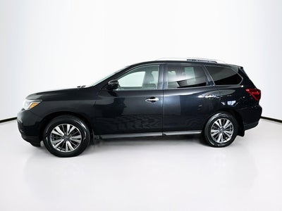 2020 Nissan Pathfinder SV