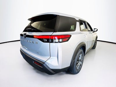 2025 Nissan Pathfinder S