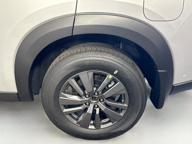 2025 Nissan Pathfinder S