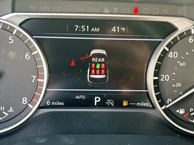 2025 Nissan Pathfinder S