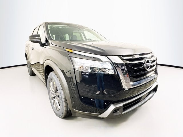 2025 Nissan Pathfinder S