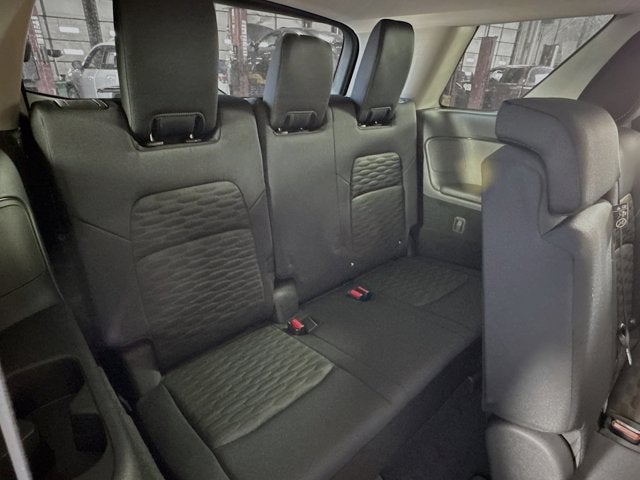 2025 Nissan Pathfinder S