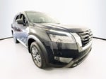 2025 Nissan Pathfinder S