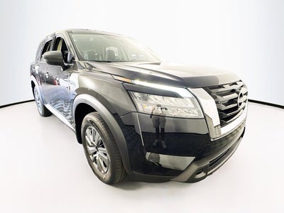 2025 Nissan Pathfinder S