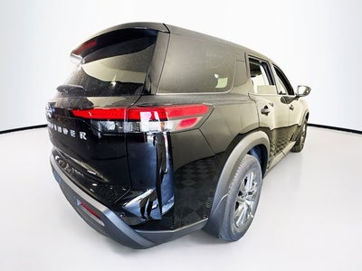 2025 Nissan Pathfinder S