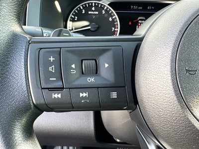 2025 Nissan Pathfinder S