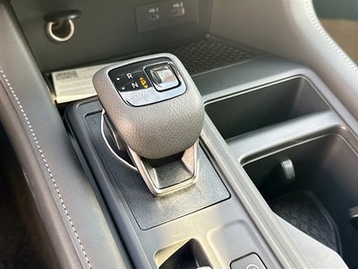 2025 Nissan Pathfinder S