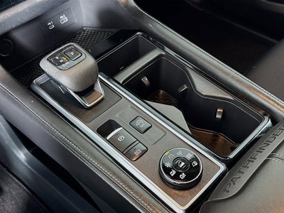 2022 Nissan Pathfinder S